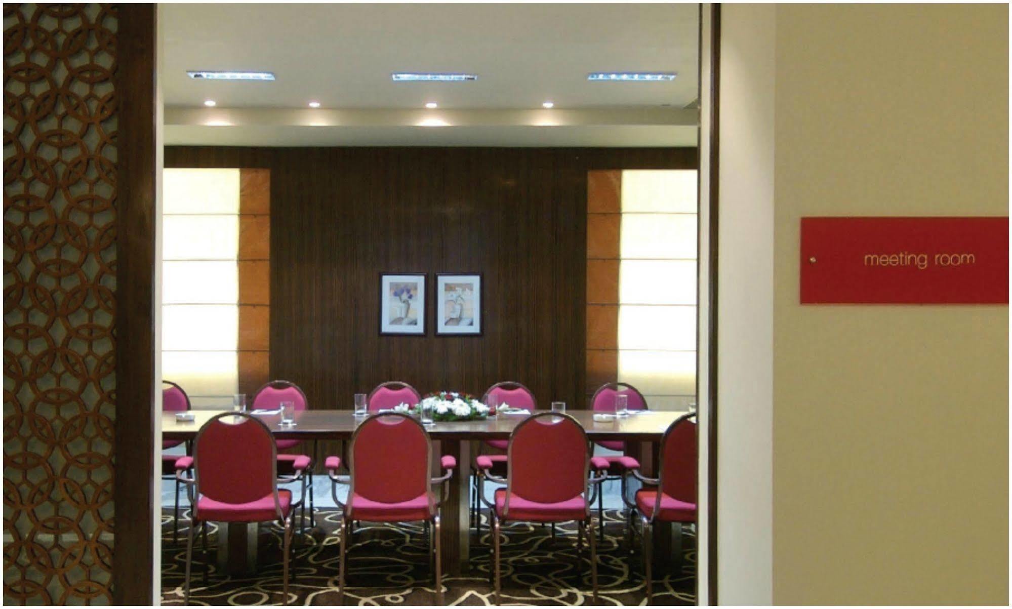 Vivanta Vijayawada, Mg Road Εξωτερικό φωτογραφία